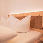Zumhofer Апартаменты *